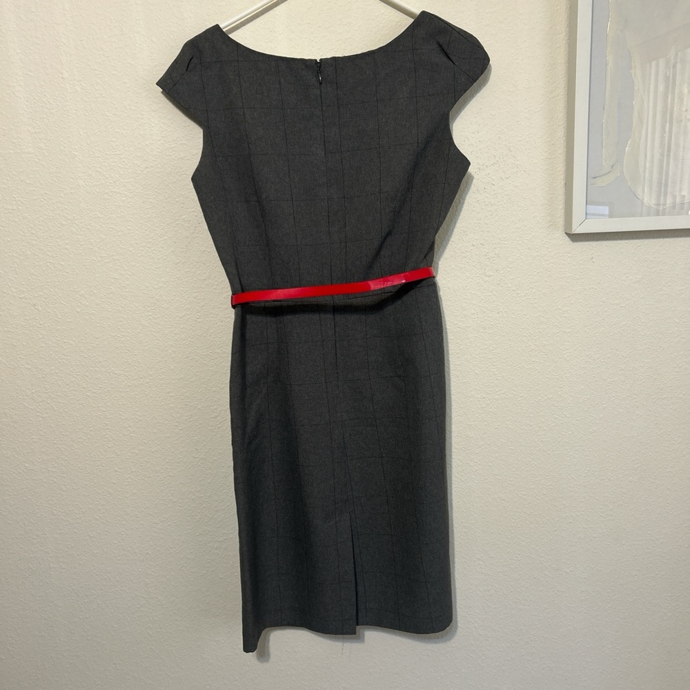 K Petite Grey Windowpane Plaid Sheath Dress - Size 8P - Picture 4 of 10